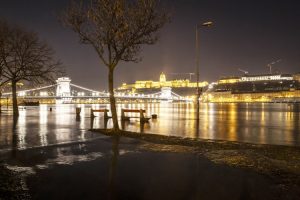 Vodostaj dostigao skoro sedam metara: Dunav izazvao poplave u Budimpešti