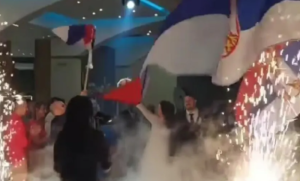 “Veseli se srpski rode”: Ulazak mladenaca na svadbu o kojem bruje mreže VIDEO