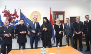 Prisustvuju zvaničnici Srpske: Božićni prijem u kasarni “Kozara” u Banjaluci FOTO