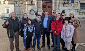 Učestvuju na Svetosavskom balu: Đajić i članovi Daun sindrom centra uživaju u Beču