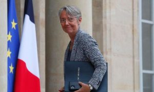 Potvrđeno iz predsjedništva: Premijerka Francuske podnijela ostavku