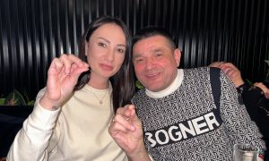 Podignuta tri prsta: Gorica Dodik podijelila fotografiju sa Bajom Malim Knindžom