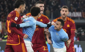 Roma poražena: Veliki rimski gradski derbi u četvrtfinalu Kupa Italije pripao Laciju VIDEO