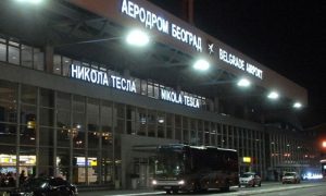 Drama na aerodromu “Nikola Tesla”: Putnici evakuisani zbog dojave o bombi