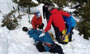 Drama na Durmitoru: Trojica planinara ostala zaglavljena u snijegu i ledu