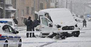 Drama u Zagrebu: Kombijem s migrantima bježao od policije, pa udario u blokadu