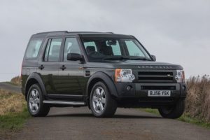 Kraljevske kočije: Prodaje se Land Rover Čarlsa III