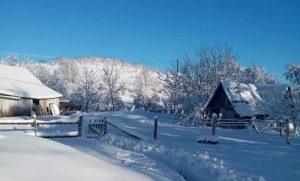 Okolina Banjaluke pod snijegom: Na padinama Manjače vlada prava zimska idila VIDEO