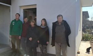 Humanost položila ispit: Petočlana porodica Novaković uselila u novi dom FOTO