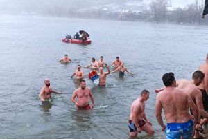 Kardiolog objasnio: Evo da li je za vaše tijelo dobro ili loše plivanje u hladnoj vodi