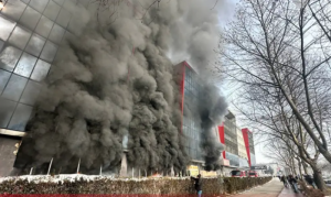 Vatra ugašena, na sreću, bez žrtava: Milionska šteta u požaru na sarajevskoj pijaci