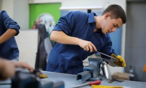 Stiču nova znanja i vještine: U Srpskoj na praksi kod poslodavaca više od 4.000 učenika