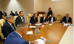 Sastanak stranaka vladajuće većine o izmjeni Ustava BiH – opozicija ne dolazi