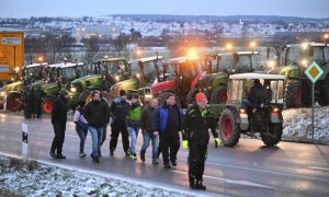 Cijela Njemačka “stoji”: Počeo veliki štrajk željeznice, poljoprivrednika i vozača kamiona