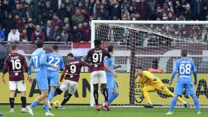 Šampion Italije tone sve dublje: Torino pregazio Napoli, Vanja sačuvao mrežu