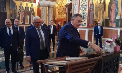 Predsjednik Srpske u Crnoj Gori: Dodik i Mandić posjetili saborni hram u Podgorici FOTO