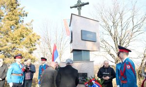 Zločin ustaša ne smije biti zaboravljen: U Drakuliću služen pomen i položeni vijenci stradalim Srbima