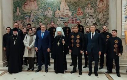 U čast predsjednika Srpske: Crkveni hor otpjevao pjesmu “Tamo daleko” VIDEO