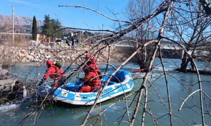 Automobil upao u rijeku: Nastavlja se potraga za nestalim mladićem
