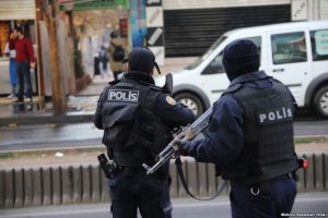 Velika akcija policije zbog droge: Privedeno više od 300 osoba