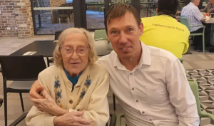 Pomozi Bože! Advokat (48) u vezi sa bakom od 103 godine, ali to nije najbizarne