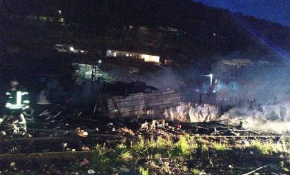 Gorjele montažne barake: U velikom požaru život izgubile četiri osobe