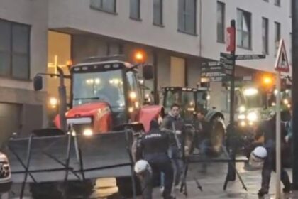 Novi protest poljoprivrednika u Briselu: Zatvoreni putevi i tuneli, bačene dimne bombe