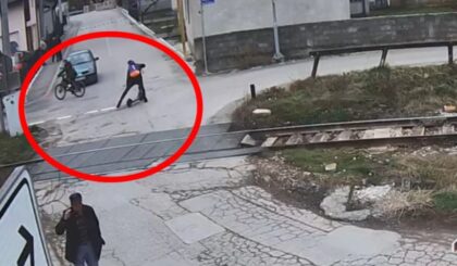 Novi incident na pruzi: Dječak na električnom trotinetu slomio rampu u Banjaluci VIDEO