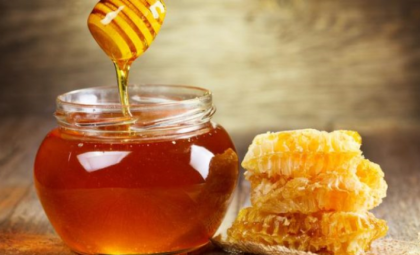 Odličan antioksidans: Evo zašto je dobro pojesti kašičicu meda prije spavanja
