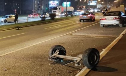 Sa automobila otpali točkovi! Žestok sudar u Banjaluci, na terenu policija i Hitna pomoć VIDEO