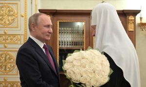 Putin čestitao patrijarhu Kirilu 15 godina od ustoličenja: Mislim da niste primijetili kako je proletjelo
