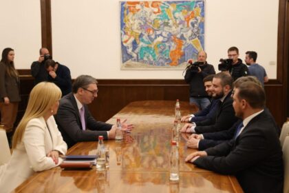 Manjine žele u vlast u Srbiji: Vučić razgovarao s Pastorom, Zukorlićem i Žigmanovim