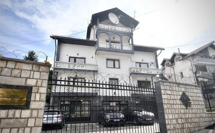 Reagovala Ambasada Rusije u BiH: Izjave Šmita za nas nemaju supstancijalno značenje