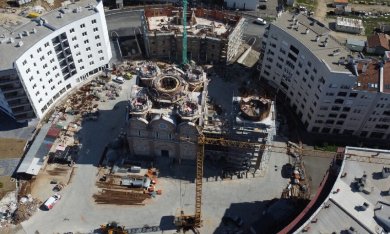 U čast porodice Romanov: Evo kada će biti gotovi radovi na srpsko-ruskom hramu u Banjaluci