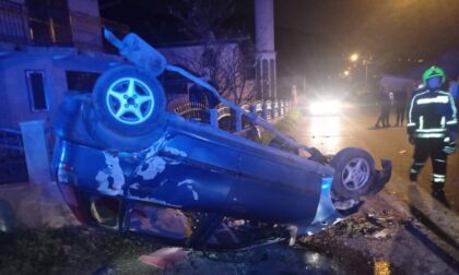 Automobil završio na krovu: Noćas teška saobraćajka u Banjaluci FOTO