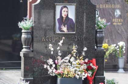 Tužnih 14 godina: Tajna crvenih ruža na grobu Ksenije Pajčin