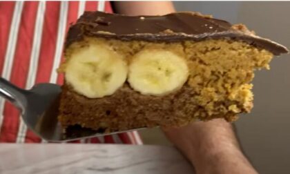 Kremasta i preukusna: Brza posna keks torta sa bananama