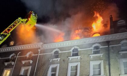 Gorjela zgrada: U požaru 11 povrijeđenih, više od 100 ljudi evakuisano