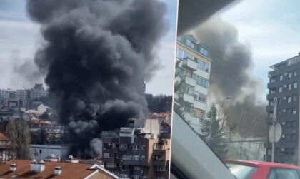 Detalji velikog požara u zgradi: Planuo posljednji sprat fabrike, crn dim guta grad VIDEO