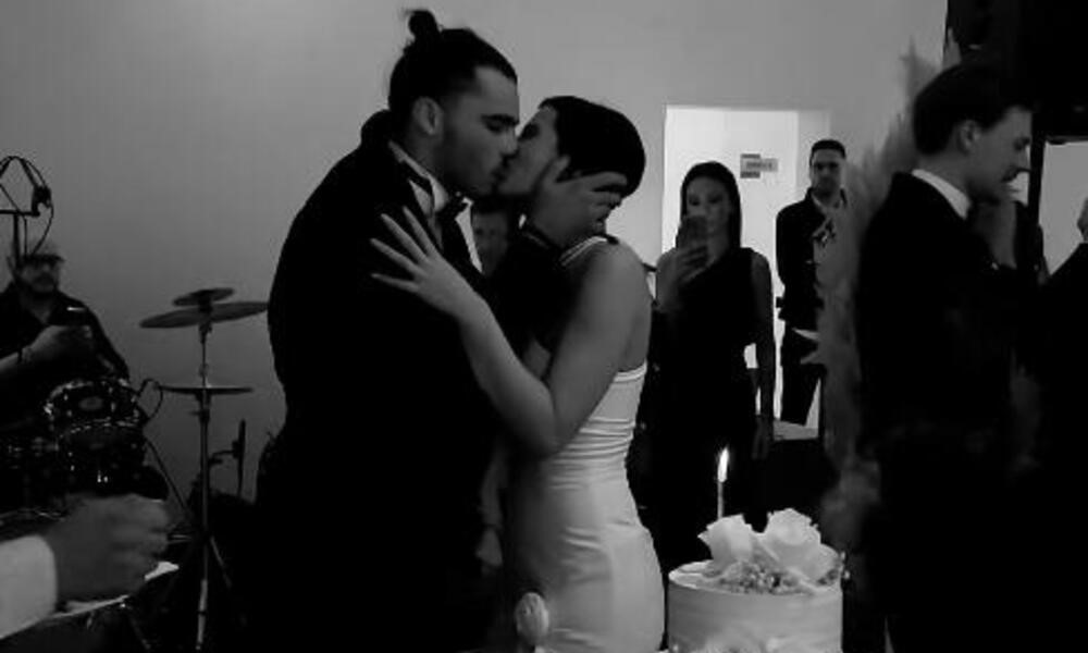 Teodora u tajnosti rekla “DA”: Kćerka poznate glumice blistala u vjenčanici VIDEO