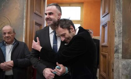 Prvi put od donošenja zakona! U Grčkoj se vjenčala dva muškarca: “Kao iz snova”