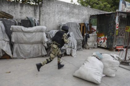 Haos na ulicama Glavnog grada Haitija: Naoružane bande napale policiju, pale policijske stanice