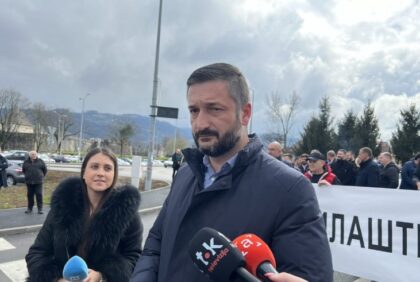 Ninković i Đajić organizovali protest u Banjaluci: “Stanivukoviću se mora stati na rep” FOTO/VIDEO