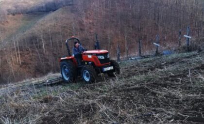 Malinar iz BiH uništio više od pola zasada: Ni marku mi nisu platili VIDEO