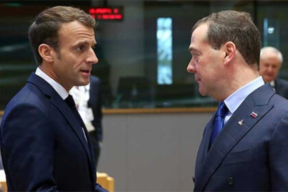 Medvedev o predsjedniku Francuske: Makron je kukavica