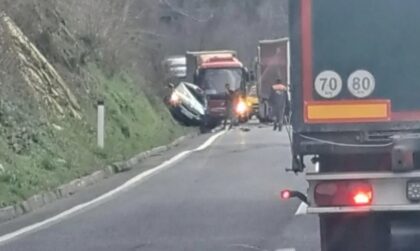 Četiri osobe povrijeđene u sudaru: Vozači, oprez – teška saobraćajka u ovom dijelu BiH