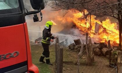 Požar u Banjaluci: Gorio pomoćni objekat, intervenisali vatrogasci FOTO