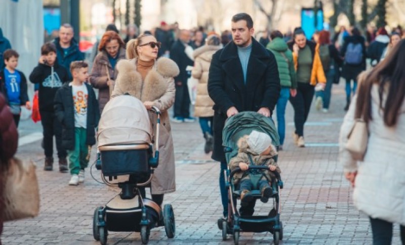 Porodica na prvom mjestu: Preko 5.000 porodilja dobilo novčanu podršku Banjaluke
