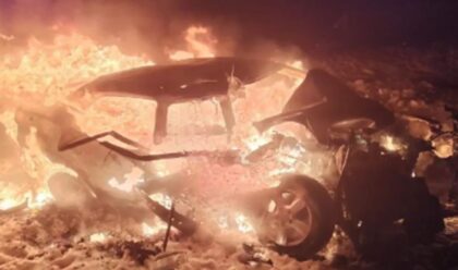 Jeziva nesreća! Automobil se zapalio nakon sudara s traktorom, četvoro mrtvih FOTO