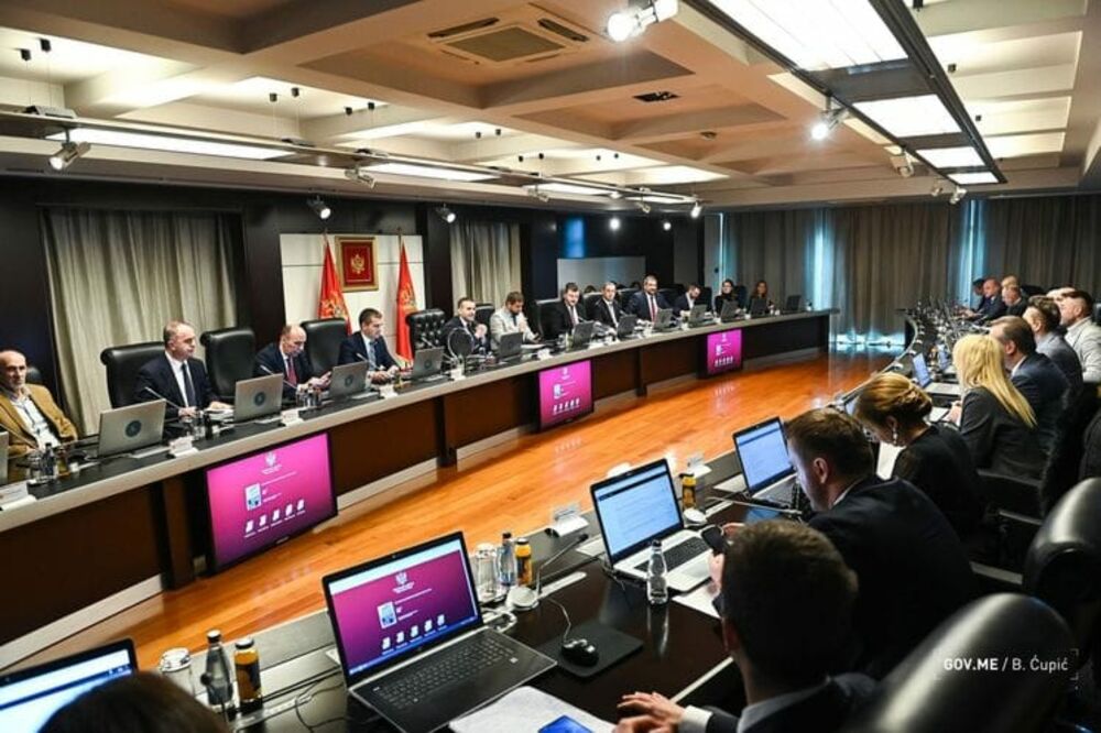 Politička kriza u Crnoj Gori: Odložena smjena direktora policije